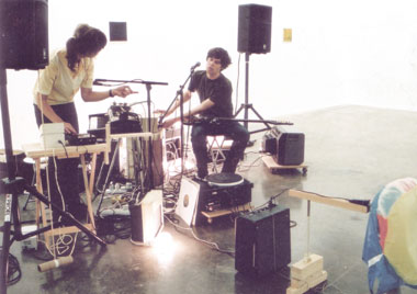 Nina Canell and Robin Watkins, Project Arts Centre, 2005; courtesy the artists.